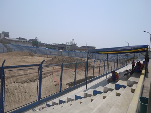 Estadio Hugo Sotil Yerén